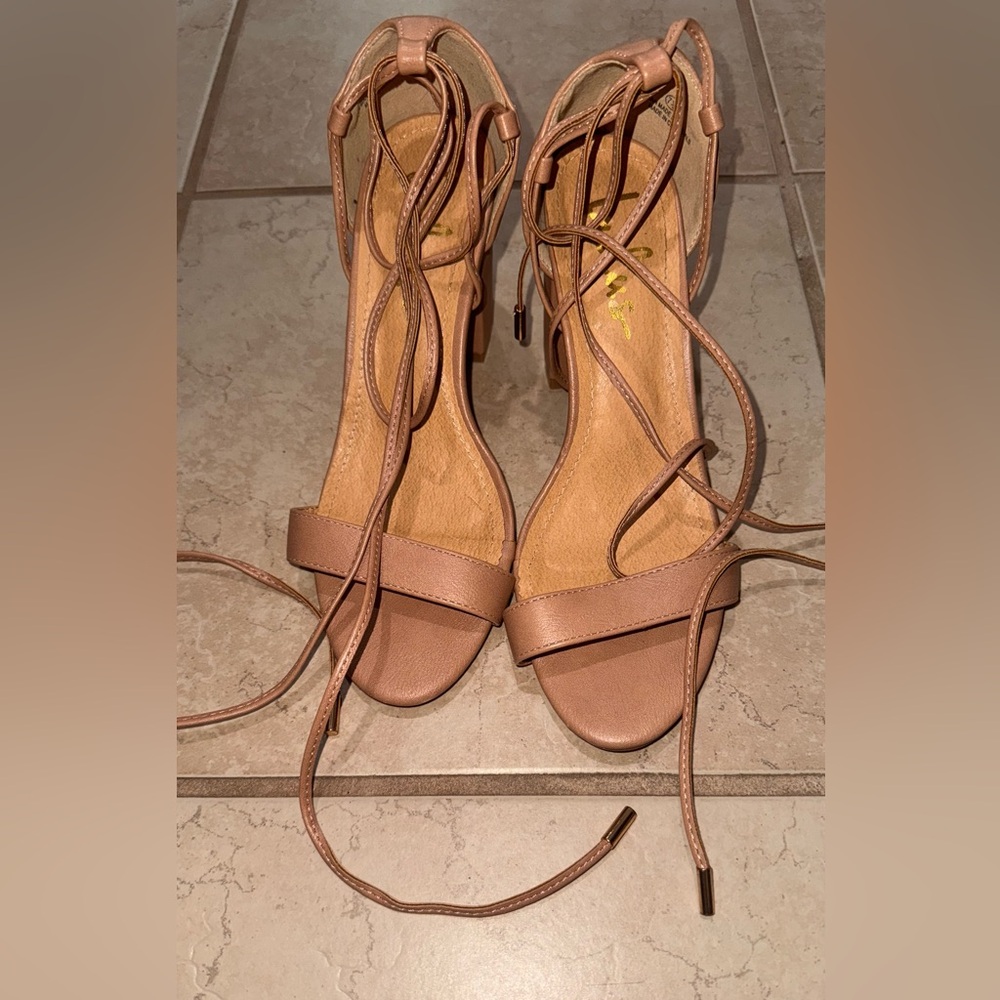Lulu's Strappy Tan Heels